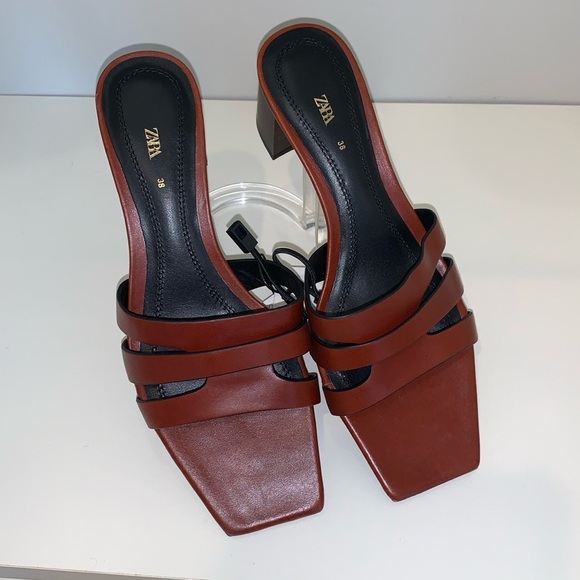 Zara Leather Mules Sandals - Picture 4 of 15